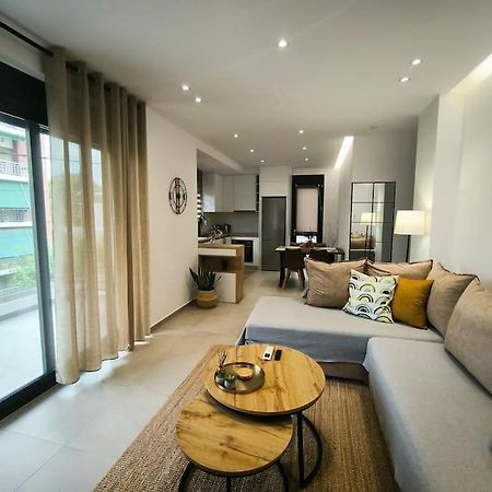 Floral Home 2 - 1St Floor Apt With Private Parking! Athènes Extérieur photo
